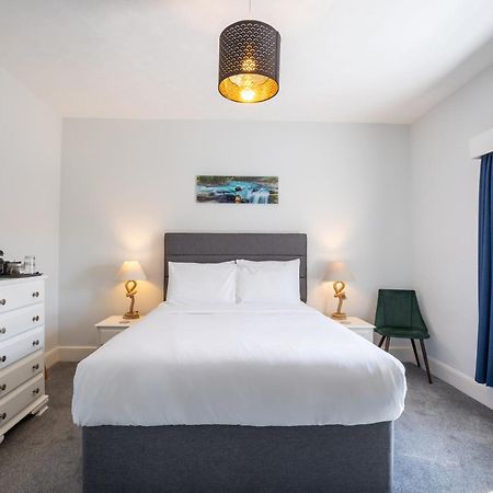 Cosy Wolf Bed & Breakfast Freshwater Εξωτερικό φωτογραφία