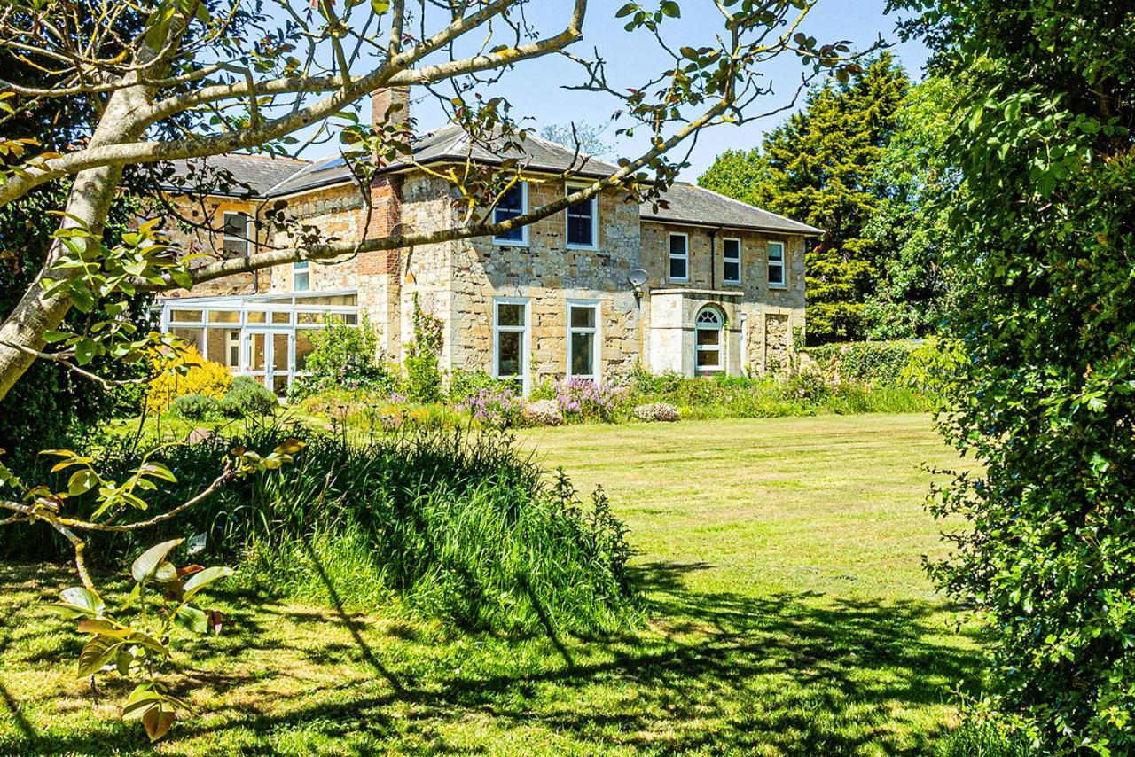 Cosy Wolf Bed & Breakfast Freshwater Εξωτερικό φωτογραφία